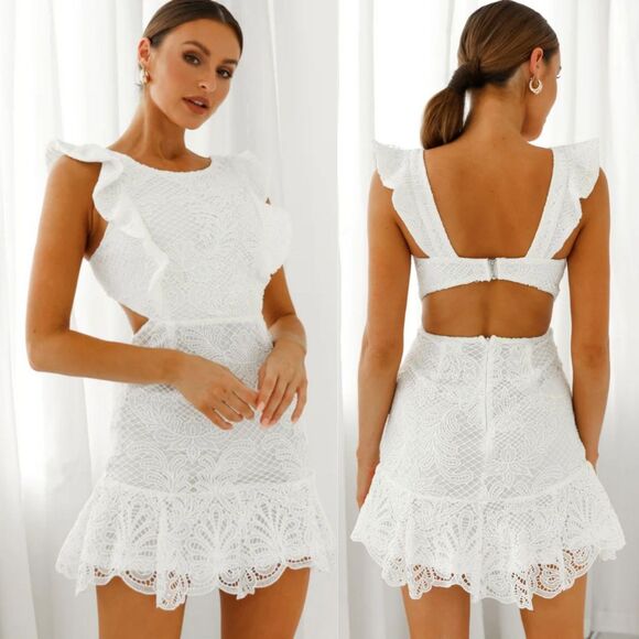 Selfie Leslie Dresses & Skirts - NWT Selfie Leslie Jackie Pinafore Filigree Lace Dress White Crochet Size M